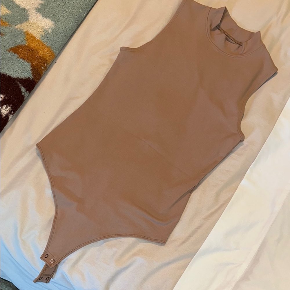 Abercrombie & Fitch tan Soft A &F collection size small Sleeveless Tan Bodysuit